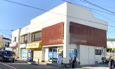 内科の近隣薬局として開設